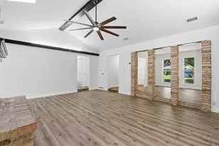 2115 Meadowlake Ct, Arlington, TX 76013 - Photo 9