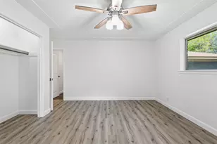 2115 Meadowlake Ct, Arlington, TX 76013 - Photo 23