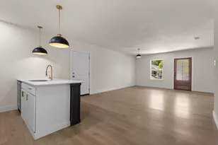 1104 S Brighton Ave, Dallas, TX 75208 - Photo 13