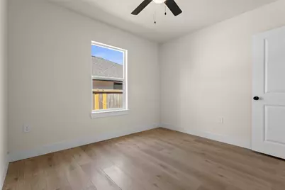 1104 S Brighton Avenue, Dallas, TX 75208 - Photo 19
