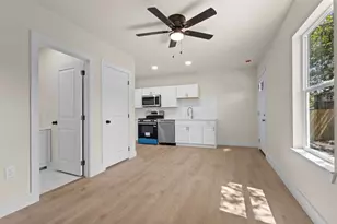 1104 S Brighton Ave, Dallas, TX 75208 - Photo 27