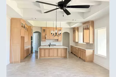 740 Burr Oak Lane, Weatherford, TX 76085 - Photo 3