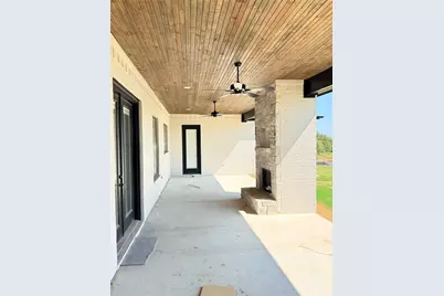 740 Burr Oak Lane, Weatherford, TX 76085 - Photo 15