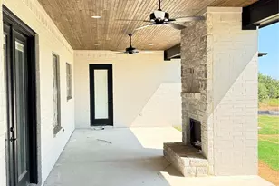 740 Burr Oak Ln, Weatherford, TX 76085 - Photo 15