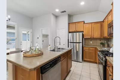 1020 Grey Fox Drive, Savannah, TX 76227 - Photo 7