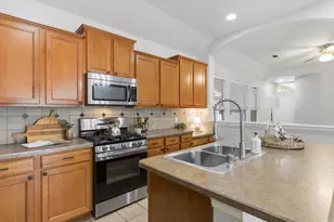 1020 Grey Fox Dr, Savannah, TX 76227 - Photo 9