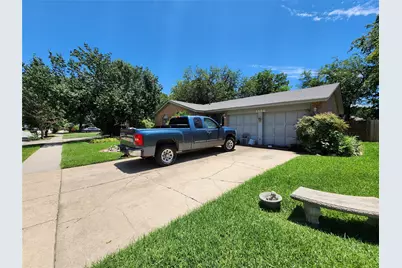 1308 Marlee Lane, Arlington, TX 76014 - Photo 3