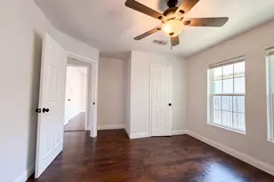 2832 Avenue I, Fort Worth, TX 76105 - Photo 13