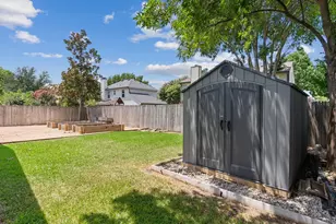 1220 Oxford Ln, Grapevine, TX 76051 - Photo 23