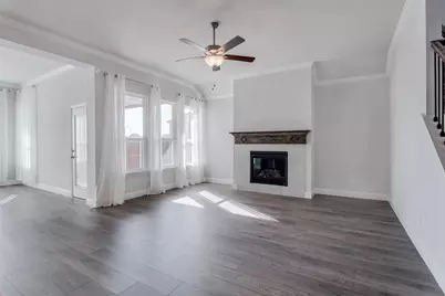 1021 Catskill Court, Burleson, TX 76028 - Photo 3