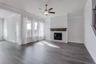 1021 Catskill Ct, Burleson, TX 76028 - Photo 3