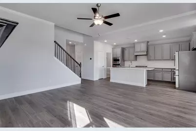 1021 Catskill Court, Burleson, TX 76028 - Photo 5