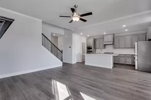 1021 Catskill Ct, Burleson, TX 76028 - Photo 5