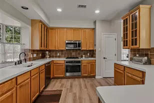 9301 Nottingham Ct, Rowlett, TX 75088 - Photo 7