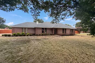 127 Jason Dr, Red Oak, TX 75154 - Photo 1