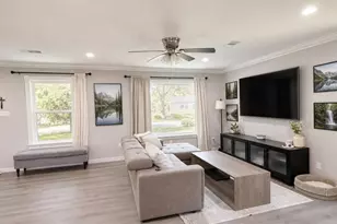 2227 Cambridge Dr, Irving, TX 75061 - Photo 5