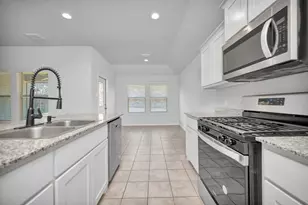 3905 Northwater Trl, Denton, TX 76226 - Photo 5
