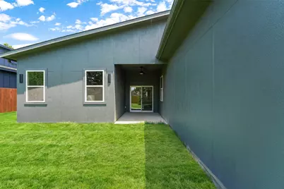 8914 Wadlington Avenue, Dallas, TX 75217 - Photo 35