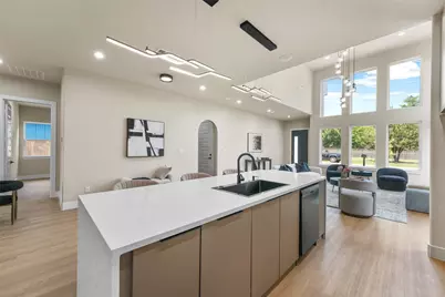 8914 Wadlington Avenue, Dallas, TX 75217 - Photo 13