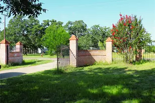 2517 County Rd 425, Cleburne, TX 76031 - Photo 35