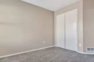 527 Alameda Ave, Duncanville, TX 75137 - Photo 33