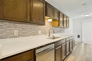 9650 Bryson Dr, Dallas, TX 75238 - Photo 3