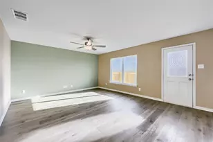 417 Gib Woodall Dr, Venus, TX 76084 - Photo 5