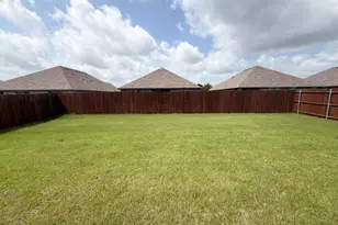 329 Thoroughbred St, Waxahachie, TX 75165 - Photo 21