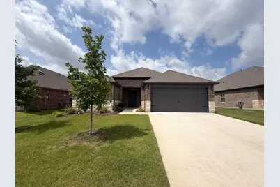 329 Thoroughbred Street, Waxahachie, TX 75165 - Photo 1