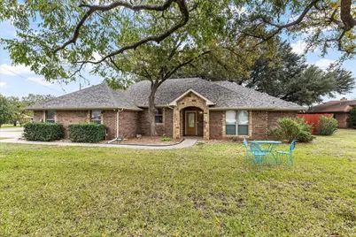 1609 Cheyenne Trail, Granbury, TX 76048 - Photo 1