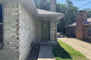 2212 Bolivar St, Denton, TX 76201 - Photo 3