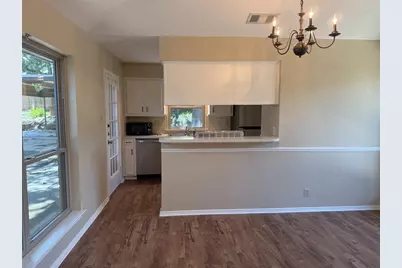 2212 Bolivar Street, Denton, TX 76201 - Photo 7