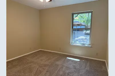 2212 Bolivar Street, Denton, TX 76201 - Photo 15