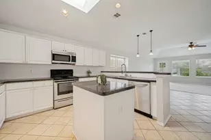 4910 Silverweed Dr, McKinney, TX 75070 - Photo 5
