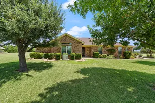 5900 Priscilla Ln, Kaufman, TX 75142 - Photo 1