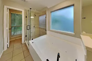 805 Sierra Ln, Flower Mound, TX 75028 - Photo 9