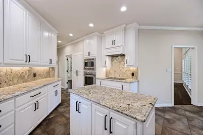 725 Greenway Drive, Coppell, TX 75019 - Photo 7