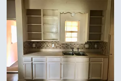 905 Isbell Road, Fort Worth, TX 76114 - Photo 11