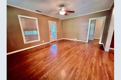 531 S Dallas Avenue, Lancaster, TX 75146 - Photo 5