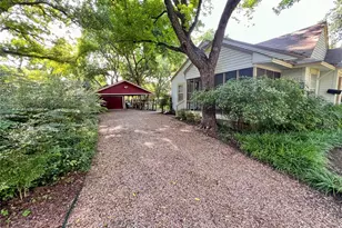531 S Dallas Ave, Lancaster, TX 75146 - Photo 13