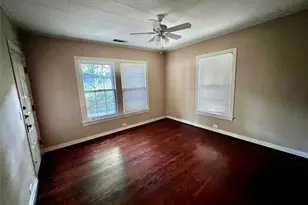 531 S Dallas Ave, Lancaster, TX 75146 - Photo 9