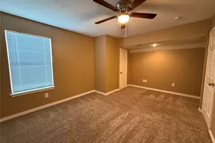 1910 Lombard St, Garland, TX 75043 - Photo 23
