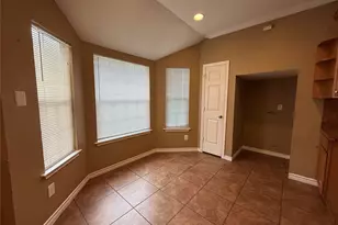 1910 Lombard St, Garland, TX 75043 - Photo 11