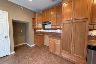 1910 Lombard St, Garland, TX 75043 - Photo 9