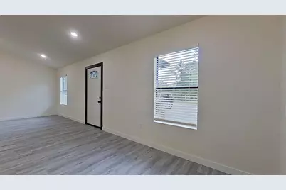 1404 Arvel Circle, Reno, TX 76020 - Photo 3