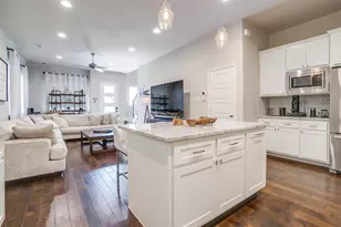 204 Wimberly St, Fort Worth, TX 76107 - Photo 11