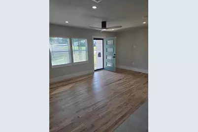 2329 Cass Street, Fort Worth, TX 76112 - Photo 5