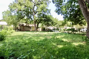 1206 S Edgefield Ave, Dallas, TX 75208 - Photo 19