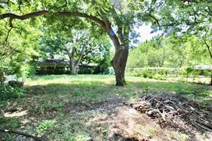 1206 S Edgefield Ave, Dallas, TX 75208 - Photo 17