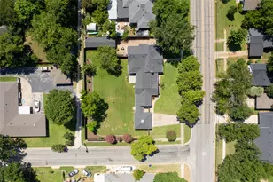 406 E Main St, Whitesboro, TX 76273 - Photo 25